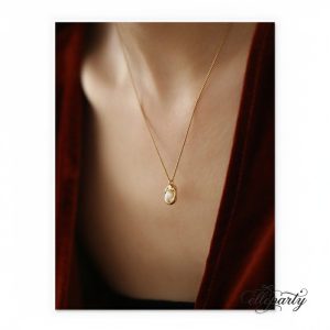 Minimalist Sculptural Pearl Pendant Necklace