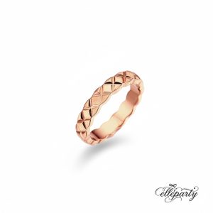 Elegant Quilted Texture Band Ring