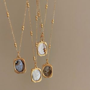 Vintage Rose In The Mirror Necklace
