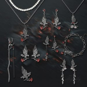 Vintage Raven and Rose Jewelry Set